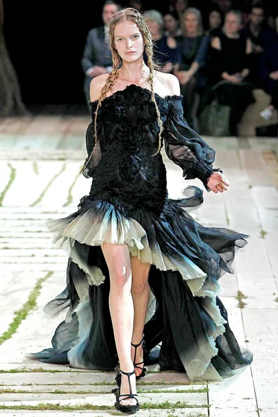 Look 31